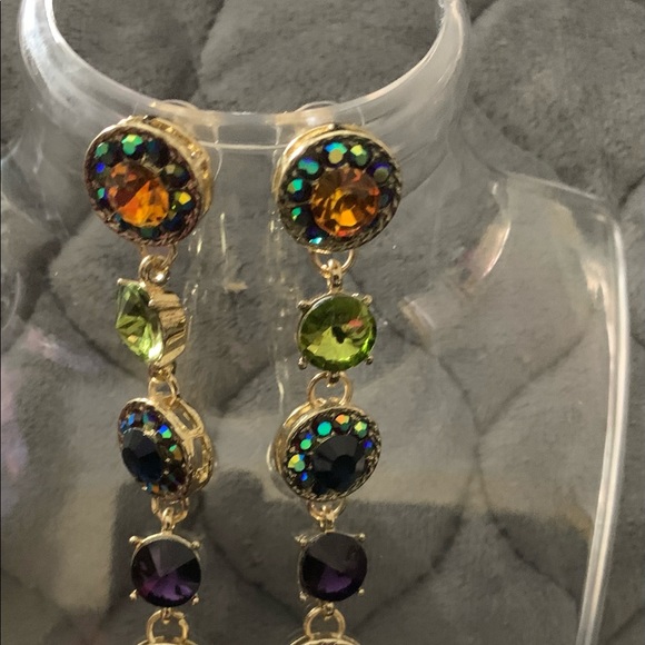 Woman’s Beautiful jeweled dangling earrings. Approx 3.5-4”.NWNT. - Picture 6 of 13